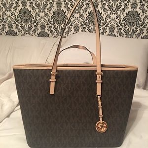 Michael Kors Tote